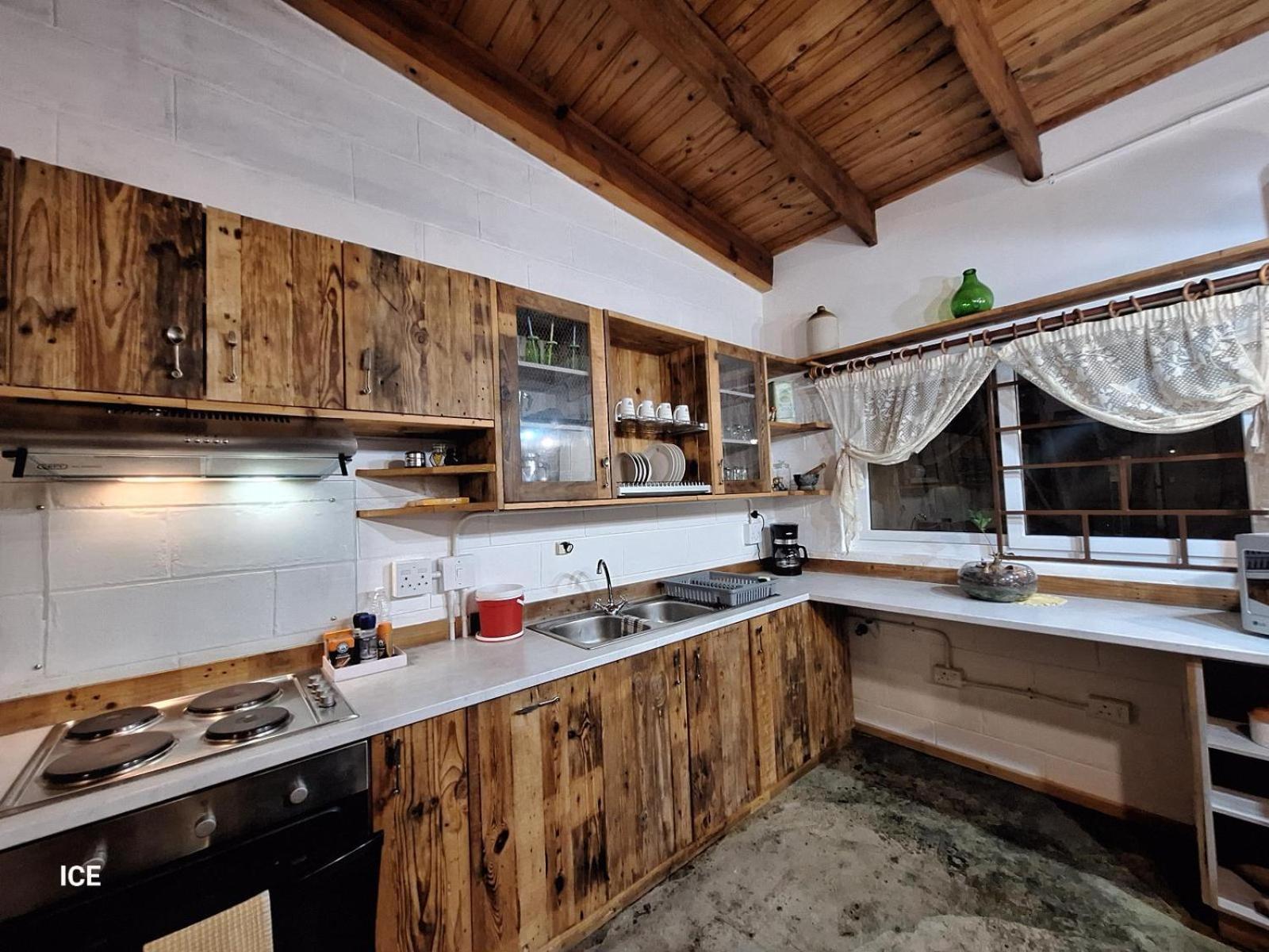Wild Eden Self-Catering Accommodation Swakopmund Ruang foto